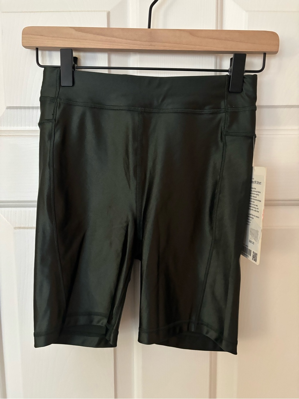 lululemon Satin Sine High-Rise Shorts Size 4 New